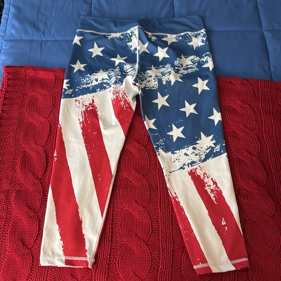 Constantly Varied Gear CVG Marrixan Flag Capri Leggings Sz XL! - Picture 5 of 5
